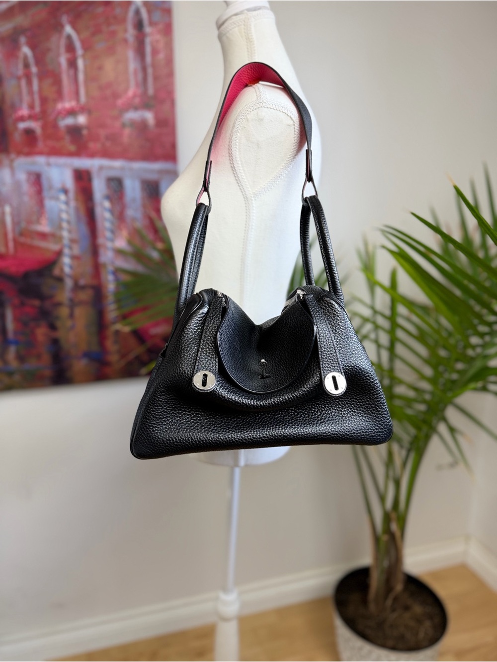 House of Hello Black Pebbled Leather Lindy Style Shoulder Satchel Bag